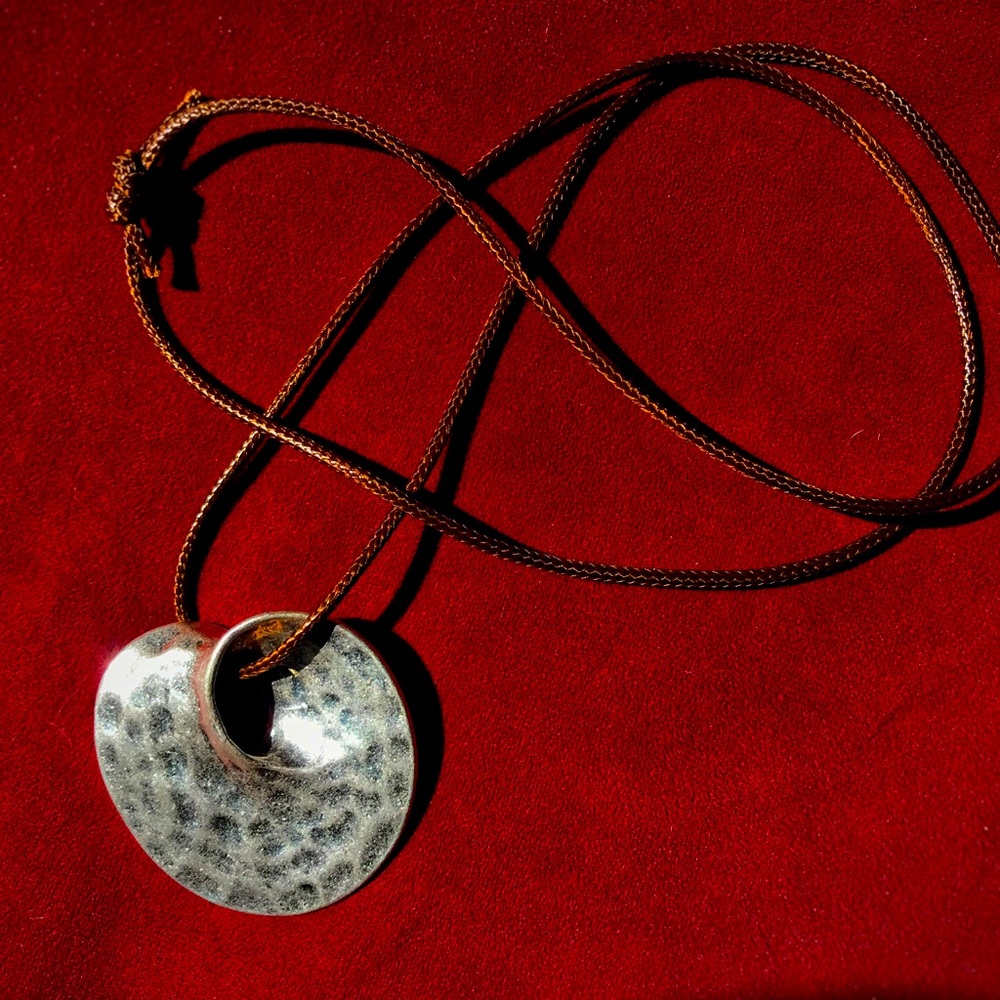 ⚒️PRICE DROP! Artisan Hammered Silver-tone Statement Necklace - Picture 3 of 5